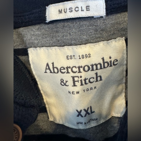 Abercrombie & Fitch men’s shirt - Picture 3 of 3